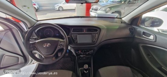 Hyundai i20 1200 85 CV ESSENCE de 2020 con 47.777 Km por 11.900 EUR. en Tenerife