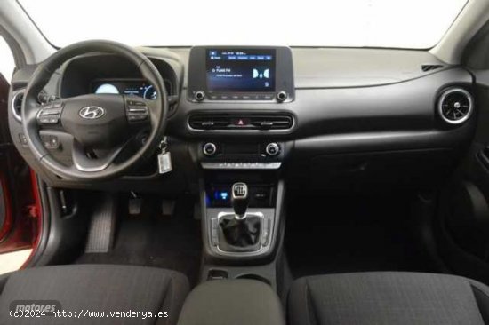 Hyundai Kona 1.0 TGDI Maxx 4x2 de 2023 con 15.969 Km por 20.990 EUR. en A Coruna