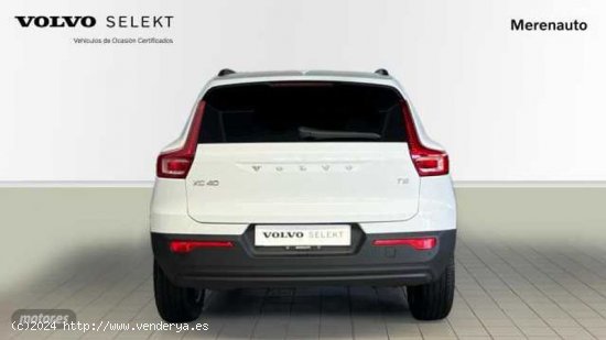 Volvo XC40 XC40 Momentum Core, T2 (gasolina - aut) de 2021 con 55.223 Km por 25.900 EUR. en A Coruna