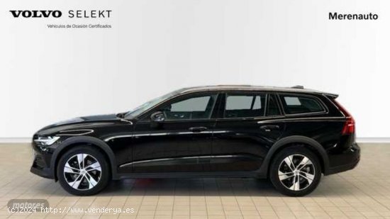 Volvo V 60 V60 Cross Country Core, B4 (diesel) AWD, Diesel de 2023 con 28.875 Km por 42.500 EUR. en 