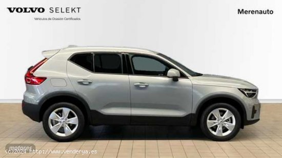 Volvo XC40 XC40 Core, B3 Mild hybrid, Gasolina de 2024 con 1 Km por 39.900 EUR. en A Coruna