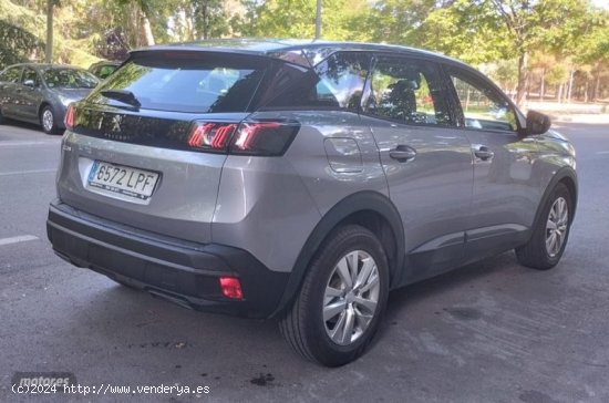 Peugeot 3008 Plug-in Hybrid 1.5 bLUEHDI 96KW 130CV S S ACTIVE PACK de 2021 con 132.000 Km por 20.000