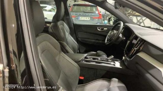 Volvo XC 60 XC60 Plus, B4 (diesel), Diesel, Bright de 2022 con 23.097 Km por 48.900 EUR. en Ciudad R