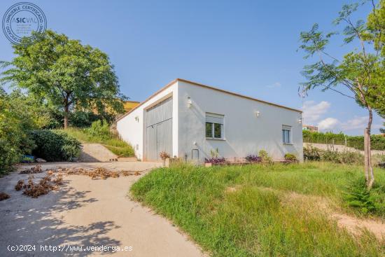  PARCELA CON CONSTRUCCIÓN DE GARAJE EN PLANTA BAJA EN LAS PEDRIZAS, CHIVA - VALENCIA 