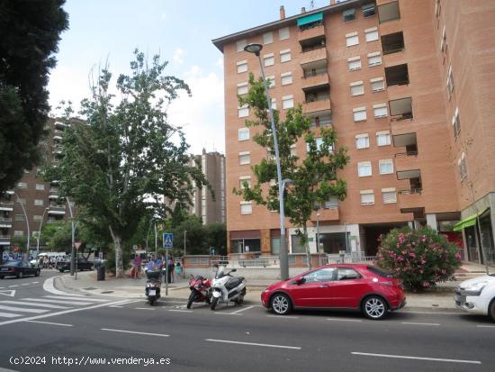 Venta local Puerta Sancho - ZARAGOZA