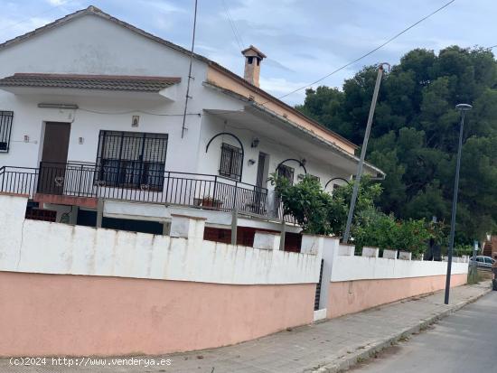 CHALET INDEPENDIENTE EN BARONIA DE MAR - TARRAGONA