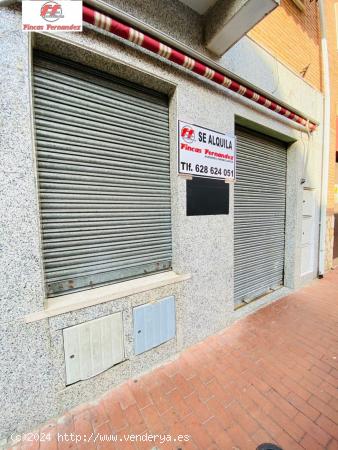  SE ALQUILA LOCAL COMERCIAL EN EL CENTRO DE VELILLA - MADRID 