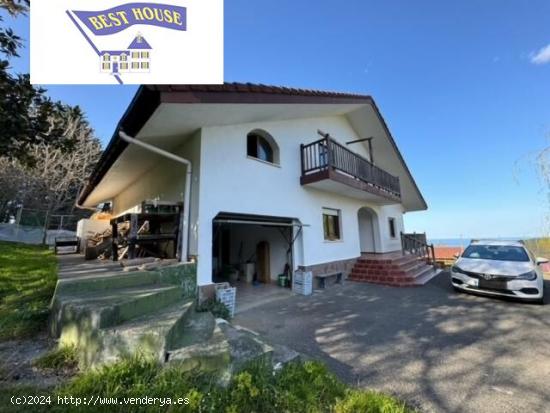 EN EXCLUSIVA, MAGNIFICO CHALET CON VISTAS Y 12000m2 DE TERRENO - VIZCAYA