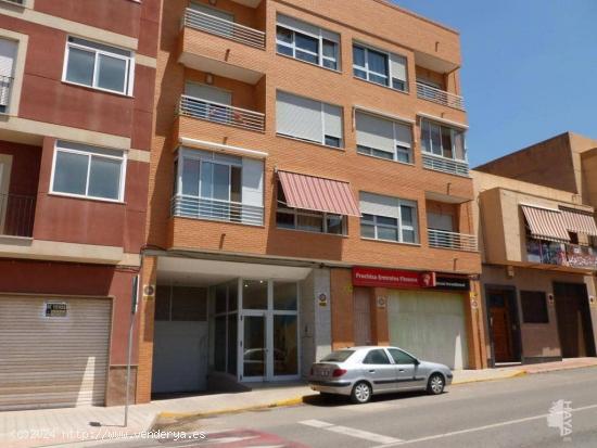  LOCAL COMERCIAL EN AGOST - ALICANTE 