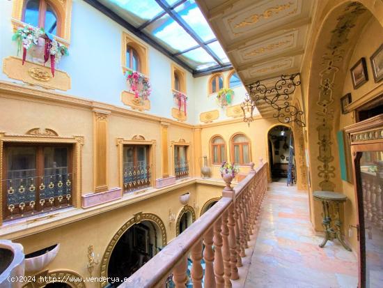 MAGNIFICA CASA  PALACIO EN EL CENTRO DE JEREZ - CADIZ