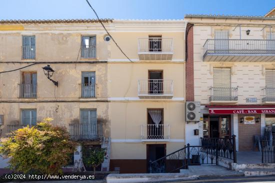  Edificio a reformar con gran potencial en Alhama de Granada - GRANADA 