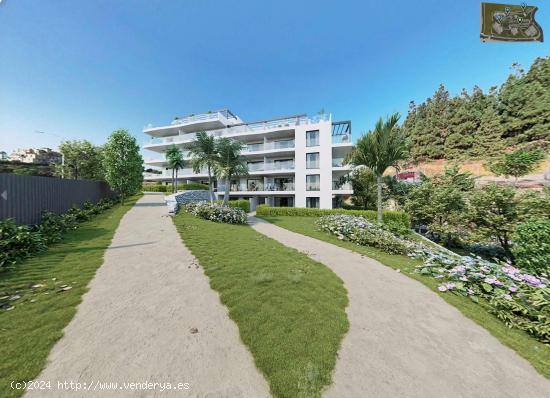 Apartamento planta segunda de 2 dormitorios y 2 baños con vistas al mar. El Chaparral, Mijas Costa 