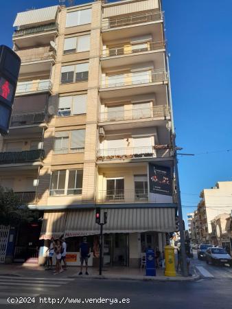  OPORTUNIDAD, SE VENDE ESTUPENDO PISO EN AVD. JUAN CARLOS I - MURCIA 