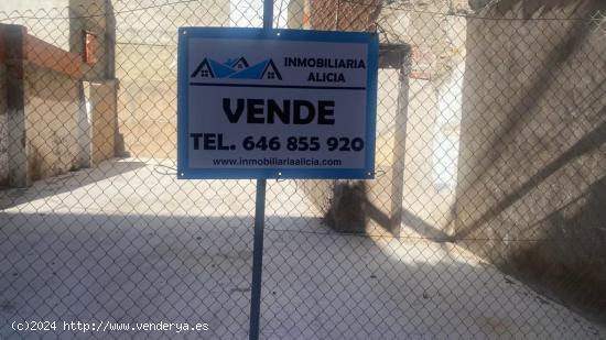  SE VENDE SOLAR EN VILAMARXANT - VALENCIA 