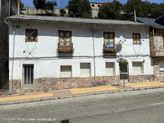  CASA EN VENTA EN TORRE DEL BIERZO - LEON 