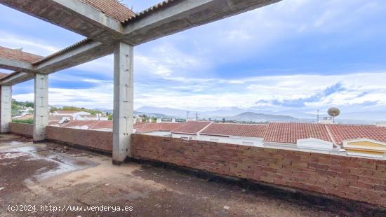 LOCAL COMERCIAL CON TERRAZA EN ALHAURÍN EL GRANDE. MÁLAGA - MALAGA