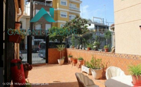 VENTA DE BUNGALOW - ALICANTE