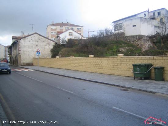  SOLAR EN LA AVENIDA PRINCIPAL DE REINOSA - CANTABRIA 