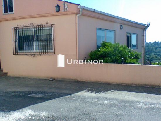 CASA con jardín de 400 M2 A 3 KM. DE CARBALLIÑO. - ORENSE