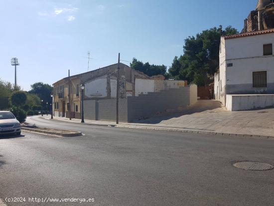 Se Vende en Almansa - ALBACETE