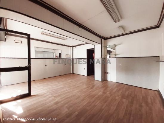 LOCAL COMERCIAL EN ZONA DE PASO...!!!!! - BARCELONA