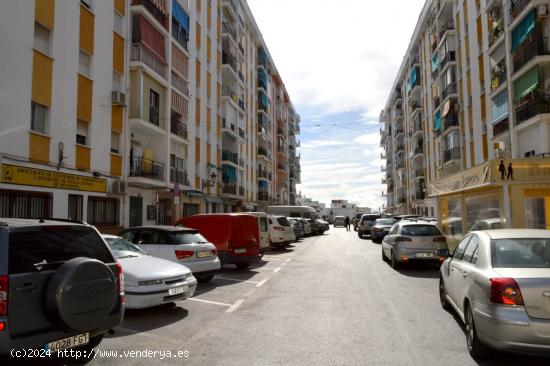 Local comercial en Mar y Sierra - MALAGA