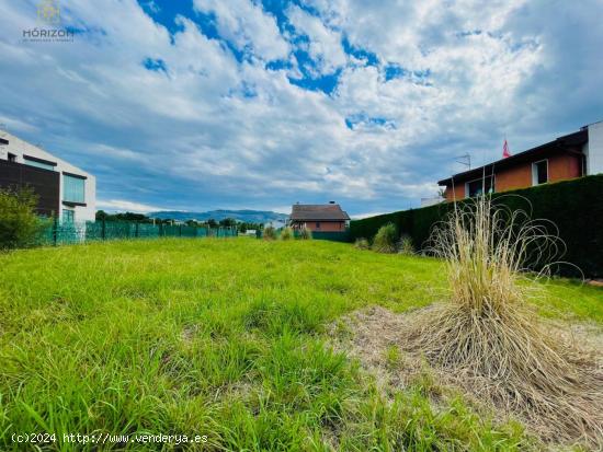 PARCELA EN VENTA EN SOMIÓ - ASTURIAS