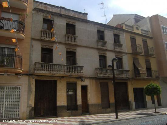  CASA EN VENTA EN CALLE ARBRES - VALENCIA 