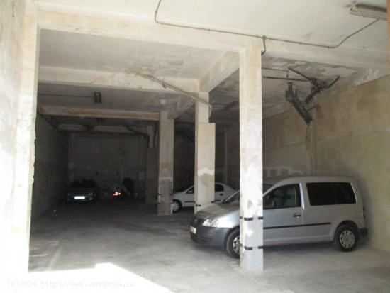  SE VENDE LOCAL COMERCIAL EN AVENIDA DEL PARC ALZIRA - VALENCIA 