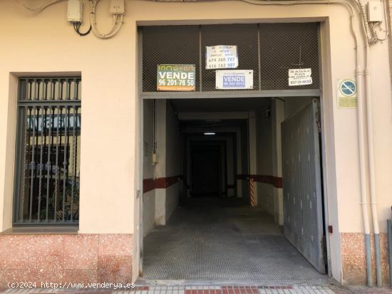 SE VENDE PLAZA DE PARKING EN CALLE DELS ARBRES - VALENCIA