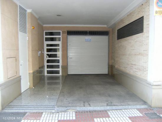  SE VENDE PARKING EN  CALLE ARBRES - VALENCIA 