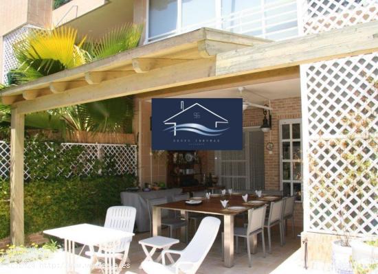 CHALET ADOSADO EN VENTA - ZONA CABO DE LAS HUERTAS - ALICANTE - ALICANTE