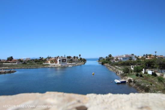 Parcela urbana en la Costa Mediterránea - MURCIA