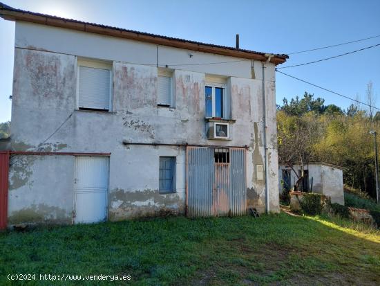 Casa con parcelas segregables - ASTURIAS