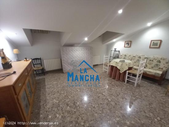 INMOBILIARIA LA MANCHA VENDE PRECIOSO ÁTICO EN CHINCHILLA CON 2 PLAZAS DE GARAJE. - ALBACETE