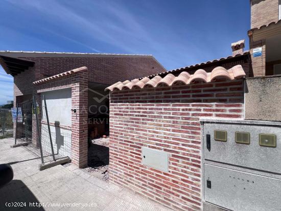 Chalet  en una planta **ESTRENAR CON AEROTERMIA **  en la zona  Guardia Civil  -  Illescas - TOLEDO