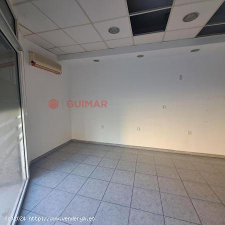  LOCAL COMERCIAL EN C/AVENIR CORNELLA DE LLOBREGAT DE 36m² - BARCELONA 