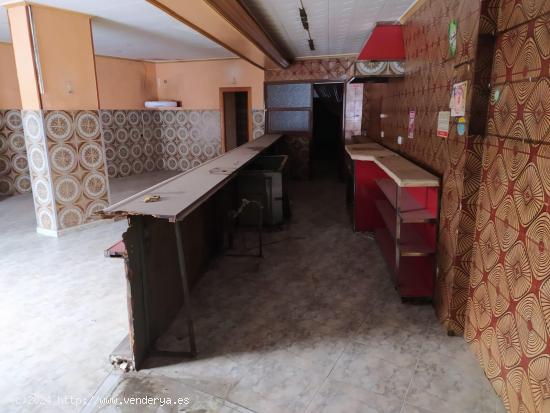 SE VENDE LOCAL COMERCIAL EN ALBATERA - ALICANTE