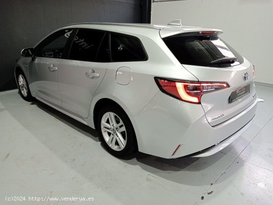 Toyota Corolla 1.8 125H ACTIVE TECH E-CVT TOU SPORT - Sada