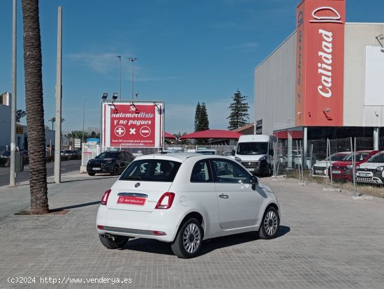 Fiat 500 Dolcevita 1.0 Hybrid 51KW (70 CV) blanco 2022 - Carcaixent