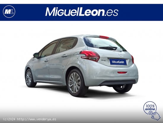 Peugeot 208 5P Signature 1.2L PureTech 60KW (82CV) - Las Palmas de Gran Canaria