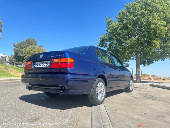 Volkswagen Vento 1.8 CL - Las Quemadas