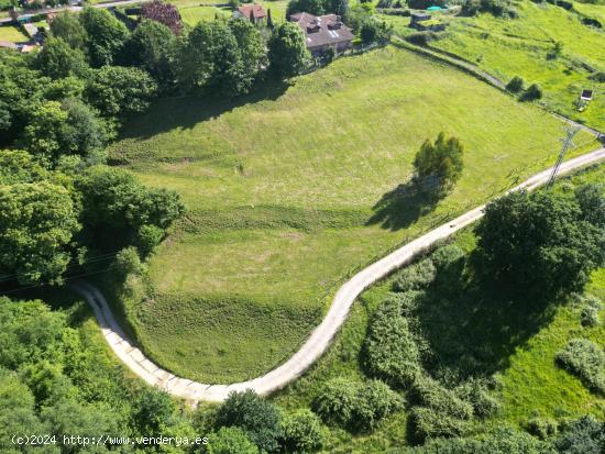  AMPLIO TERRENO CON LICENCIA Y PROYECTO  LISTO PARA EDIFICAR  CASA INDEPENDIENTE - CANTABRIA 