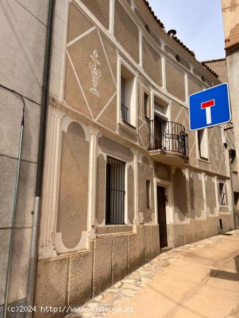  CASA EN VENDA A CASTELLFOLLIT DEL RIUBREGÓS - BARCELONA 