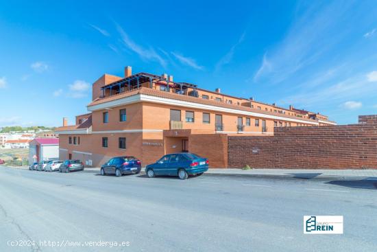 LOCAL COMERCIAL DE 129 M2 EN LA GRAN URBANIZACIÓN DE LA CALLE DULCINEA EN RECAS POR SOLO 23.000€.