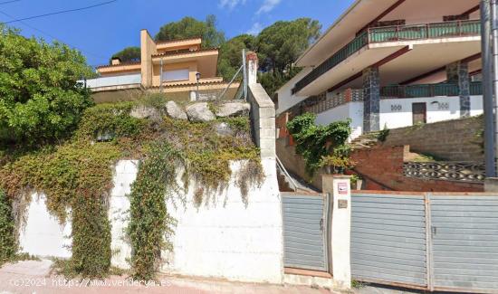  SE VENDE CASA EN DOSRIUS, ZONA CAN MASSUET - BARCELONA 