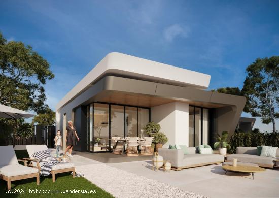  Villas de nueva construcción junto al campo de golf a pocos minutos de la playa y Alicante centro - 