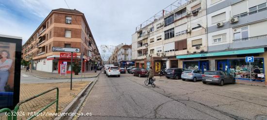  LOCAL EN ALQUILER EN LA MISMA AVD DE JESÚS RESCATADO - CORDOBA 