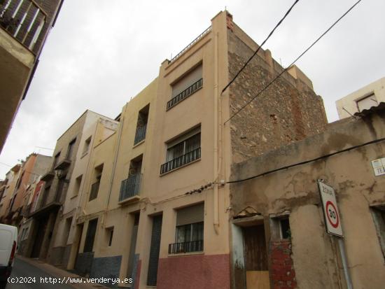 Casa Familiar en el casco antiguo de L´Alcora - CASTELLON