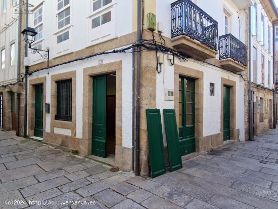 LOCAL COMERCIAL CIUDAD VIEJA-CALLE SINAGOGA CON CALLE HERRERIAS - A CORUÑA